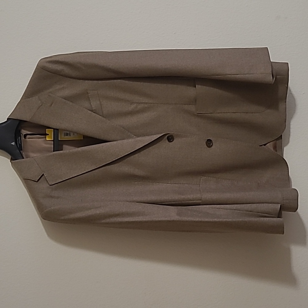 Banana Republic 100% wool. Great for fall. NWT